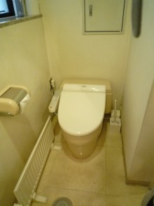 スタジオのトイレリフォーム LIXILプレアスLSにお取替え スタジオのトイレリフォーム LIXILプレアスLSにお取替え